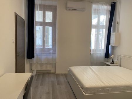 Dob utca 36. - Fotó 3