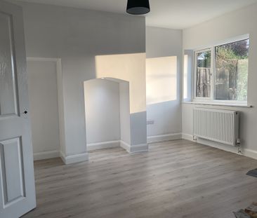 Fern Avenue, Chesterfield, Staveley - Photo 3