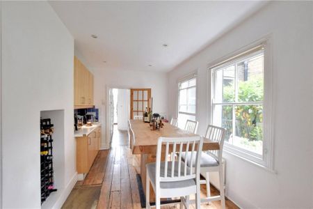 3 bedroom terraced house to rent - Photo 5