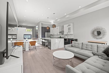 For Lease - 425B Valermo Drive, Toronto, Ontario - Photo 4