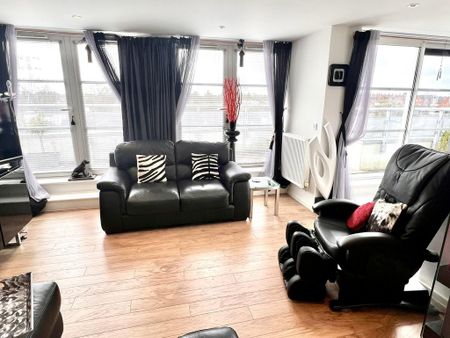 3 bedroom apartment to rent - Photo 5