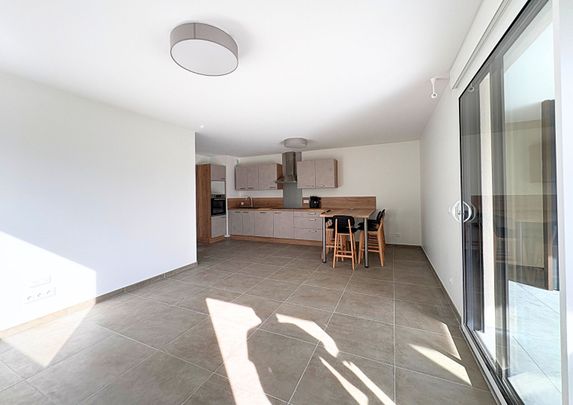 Location Appartement 3 pièces 70m² - Photo 1