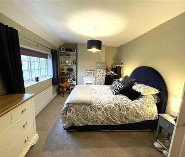 2 bedroom semi-detached house to rent - Photo 2