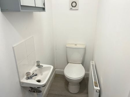 None, None - Photo 5