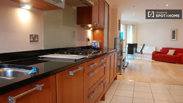 Fantastic 2 Bed Apartment with Balconies in Howth, Dublin - Photo 1