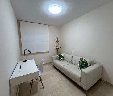 Apartamento de alquiler en Sierra de Estepona - Avda. de Andalucía - Photo 1