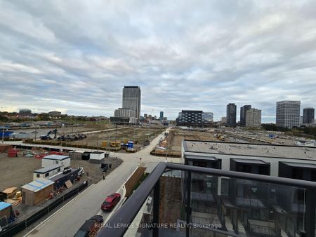 521 1 Kyle Lowry Road - Photo 3