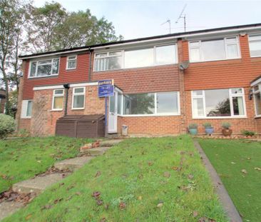 3 bedroom terraced house to rent - Photo 6