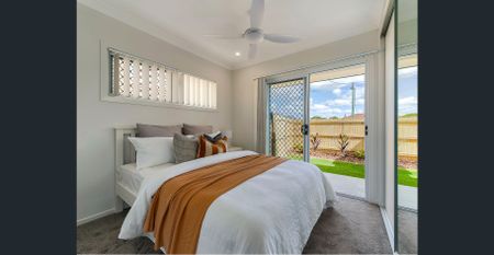 MODERN, FULLY FURNISHED, DESIGNER LOWSET STUDIO APARTMENT - Photo 2