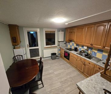 Room in a Shared House, Silver Street, N18 - Photo 4