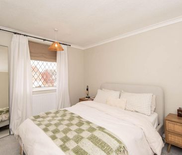 2 bedroom semi-detached house to rent - Photo 3