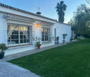 Alquiler de chalet adosado en Centro s/n - Photo 2