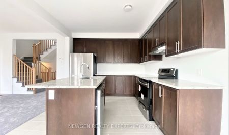 Detached Home For Lease | E8126678 - Photo 5