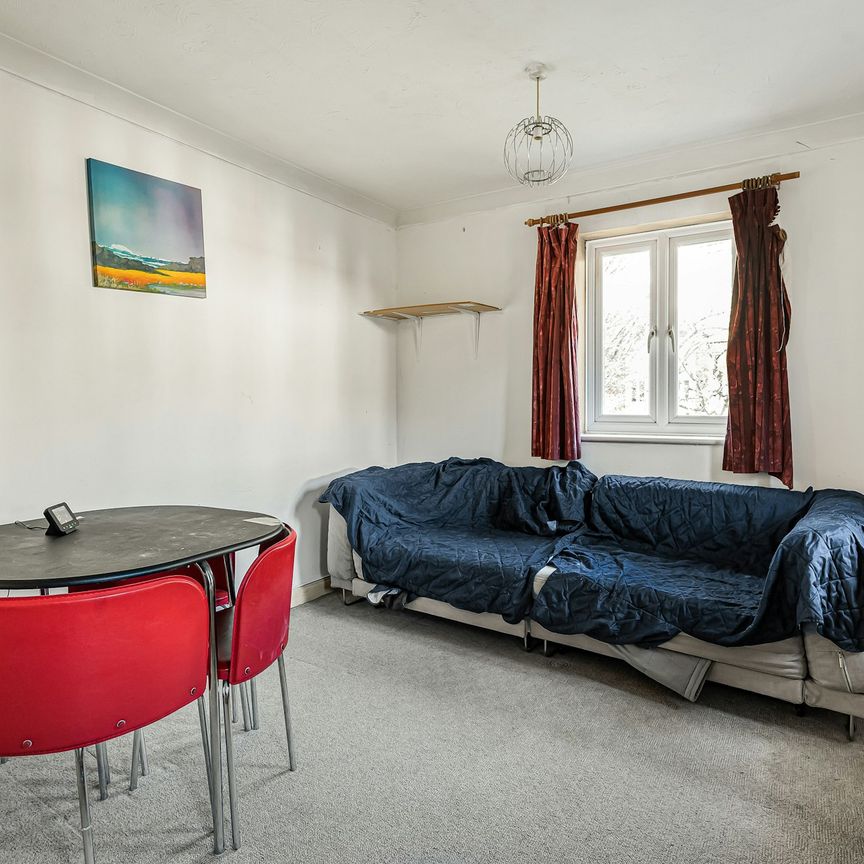 Walsingham Close, Hatfield, AL10 0RP - Photo 1