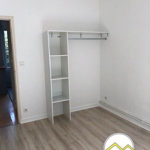 Location Appartement 2 pièces 33m² CHATEAUBRIANT 44110 - Photo 3