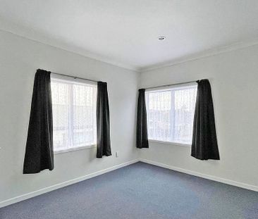 Large Family home with huge Basement & Rumpus - Photo 4