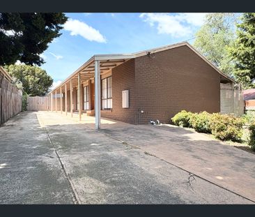 5 Chinnock Court, Craigieburn, Vic 3064 - Photo 1