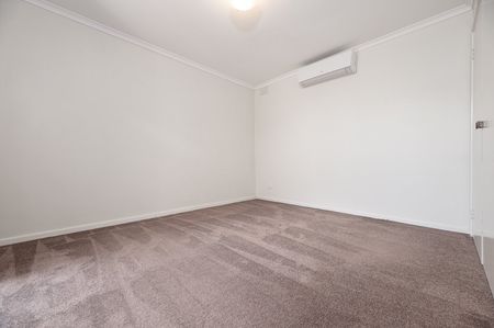 4/5 Cherryhinton St , BOX HILL - Photo 2