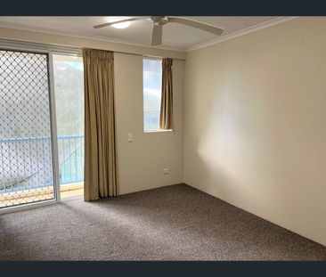 26/10-16 Alexandra Av, Mermaid Beach, Qld 4218 - Photo 6
