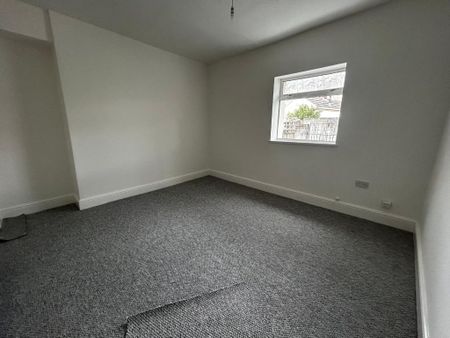 Trinity Road, Llanelli, Carmarthenshire, SA15 2AB - Photo 3