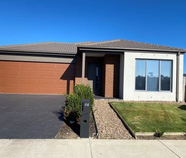 46 Eagle Road, Armstrong Creek - Photo 2