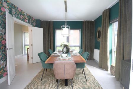 5 bedroom detached house to rent - Photo 4