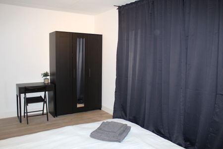 Klaas van Reeuwijkstraat, 2132 ZP, Hoofddorp - Foto 3