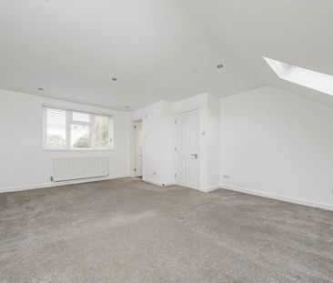 4 bedroom terraced house to rent - Photo 4