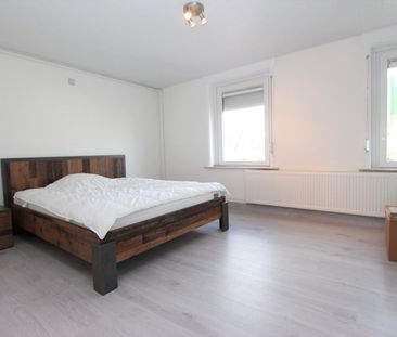 HALFOPEN BEBOUWING MET 3 SLAAPKAMERS - Foto 4