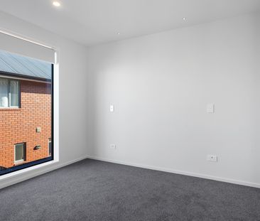 2 Bed As New Townhouse in Merivale/St Albans - Photo 1