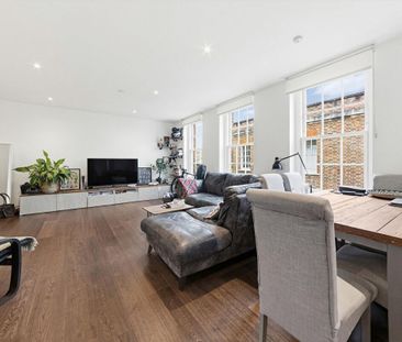 1 bedroom apartment for rent in the Sovereign Court development, E1W - Photo 3