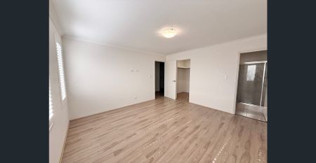 Low-Maintenance Coastal Lifestyle - 3 Bedroom Home in Falcon - Photo 3