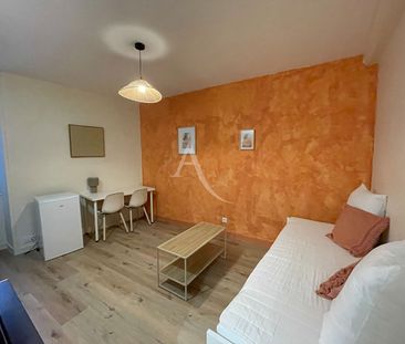 Location Appartement 1 pièce 17m² FONTENAY LE COMTE 85200 - Photo 1