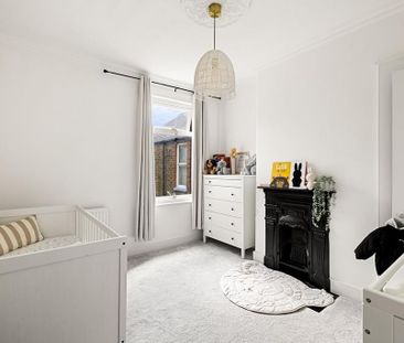 3 bedroom terraced house to rent - Photo 4