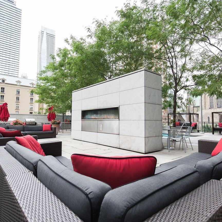 For Lease - 110 Charles Street Unit# 904, Toronto, Ontario - Photo 1