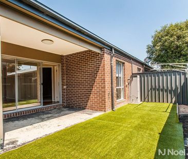 15 Creswick Drive, WOLLERT - Photo 6
