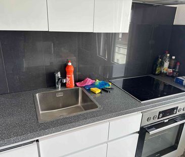 2.5 Zimmer, 60 m², 3. Stock - Photo 3