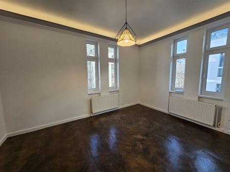 Închiriez apartament în vilă interbelică – Calea Dorobanți, 180 mp, etaj 3/3 - Fotografie 4