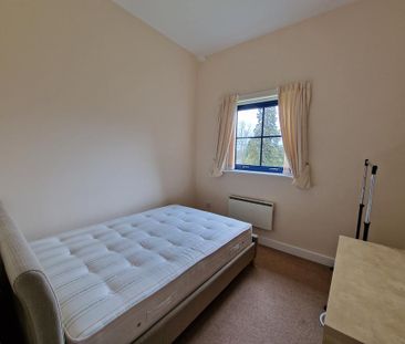 2 bedroom flat to rent - Photo 6