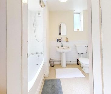 4 bedroom house to rent - Photo 4