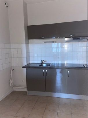 Location Appartement 2 pièces 36m² ANGOULEME 16000 - Photo 1