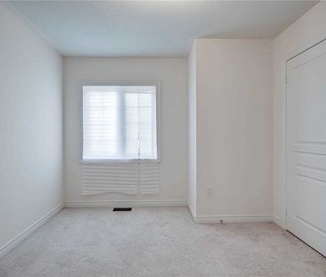 For Lease - 150 Spofford Drive, Whitchurch-Stouffville, Ontario - Photo 1