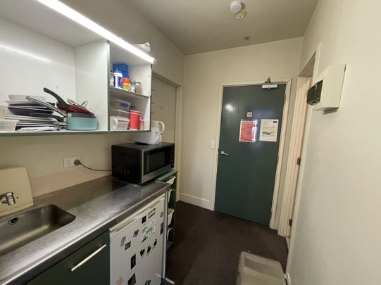 A one bedroom available in CBD - Photo 1