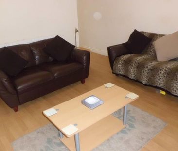 4 bedroom house to rent - Photo 2