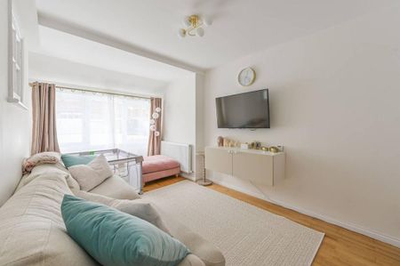 5 bedroom terraced house to rent - Photo 2