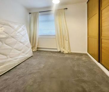 2 bedroom end of terrace house to rent - Photo 4