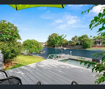 Divine Dual-Living Waterfront Entertainer - Photo 6