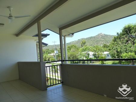 Two bedrooms, two bathrooms, apartment unit, West End, Townsville - Photo 5