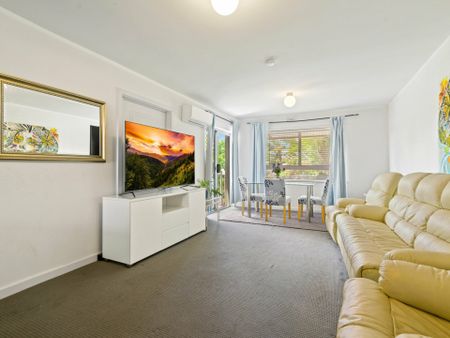 3x1x1 Modern Unit - Photo 2