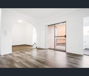 2/8 Pendle Way, Pendle Hill, NSW 2145 - Photo 5